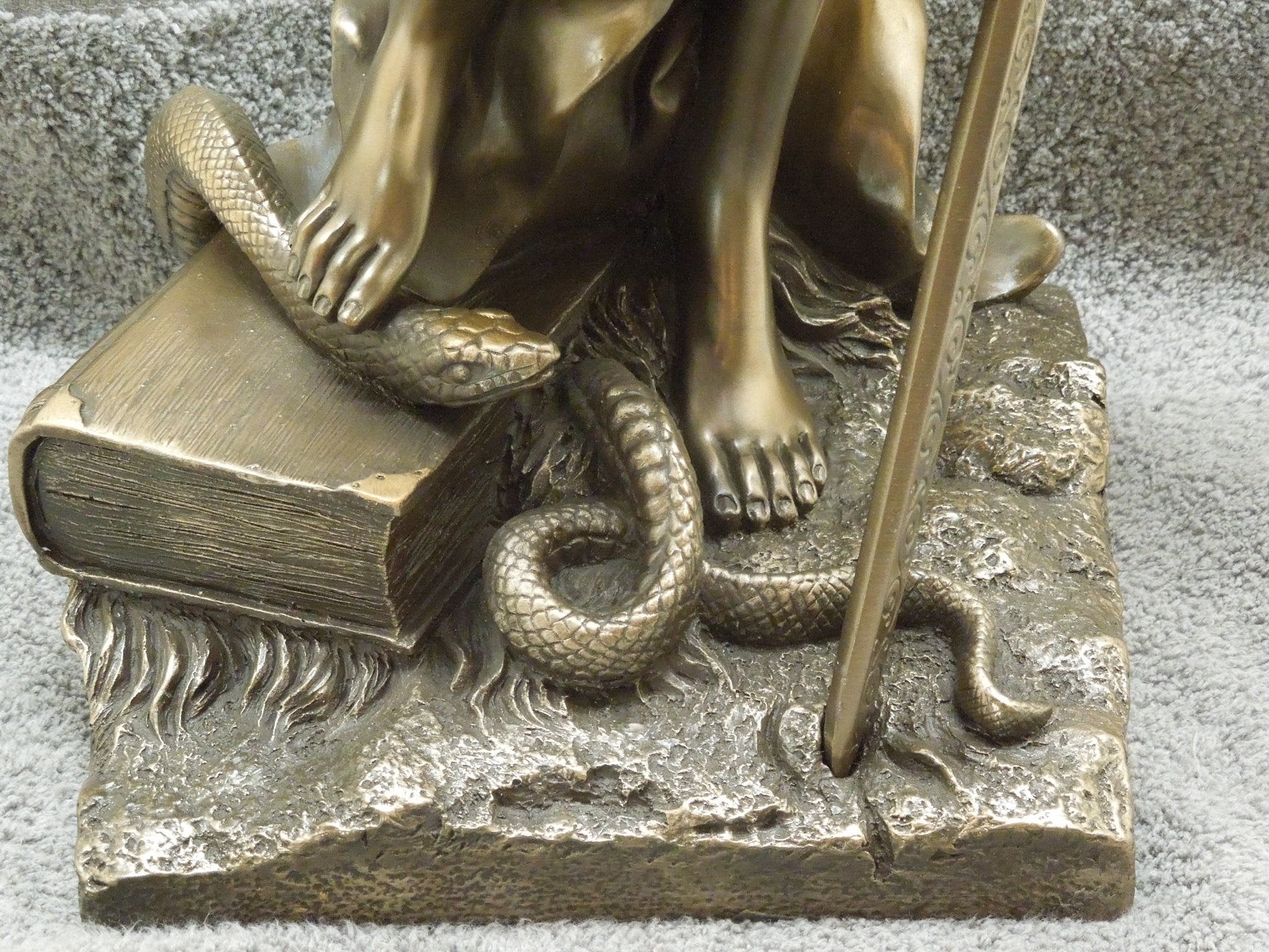 La Justicia 28 Bronze