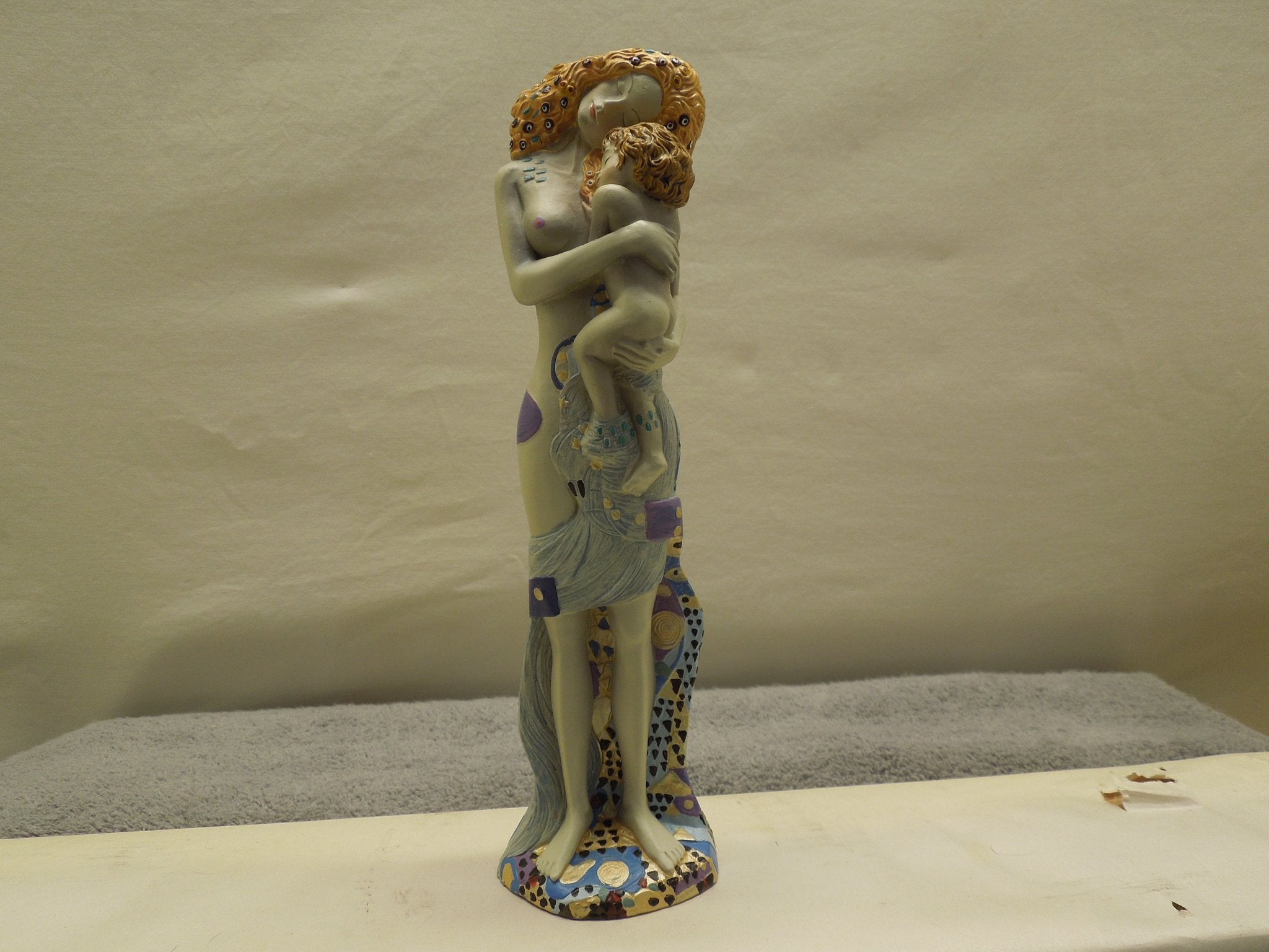 Mother And Child Statue Gustav Klimt