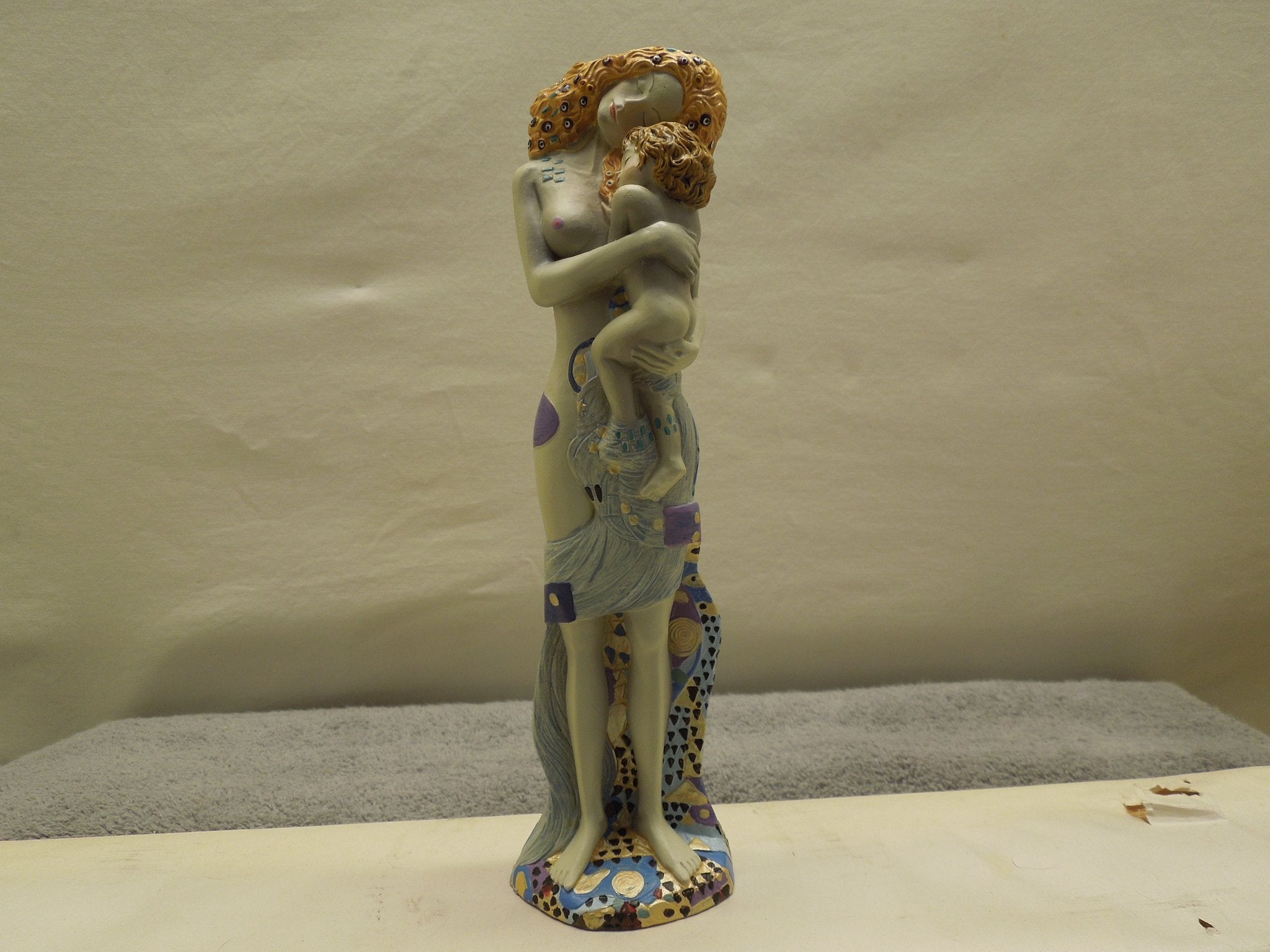 Mother And Child Statue Gustav Klimt
