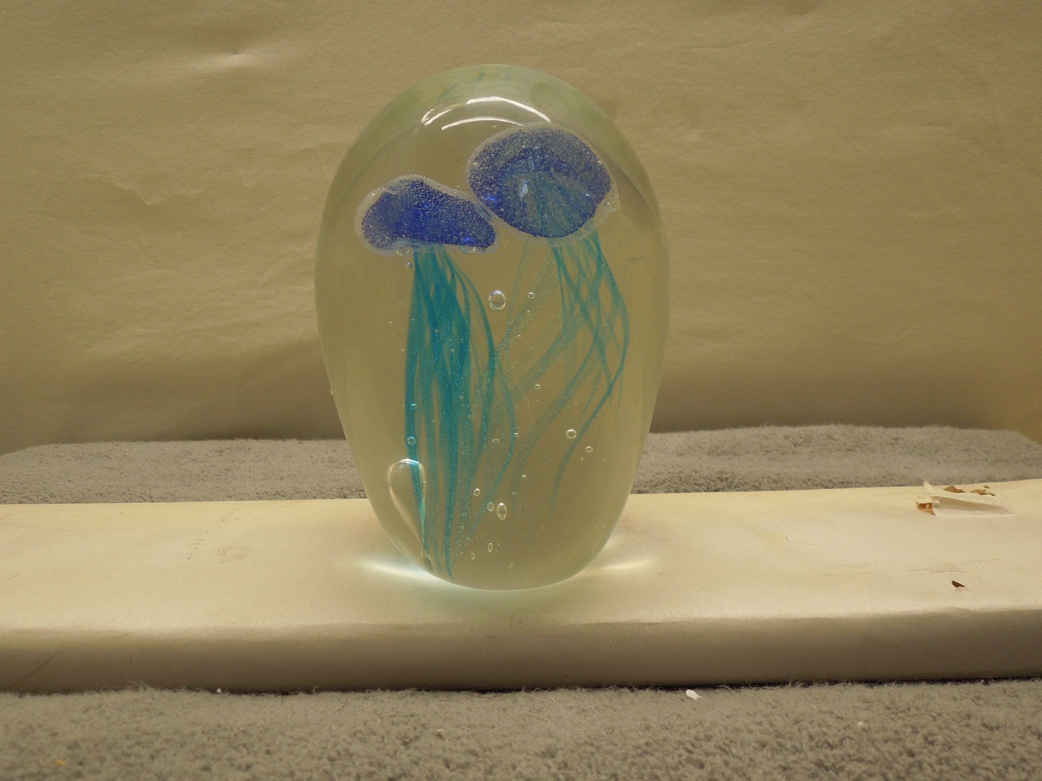 Art Glass Teal Jellyfish 6 Inch Glow In The Dark